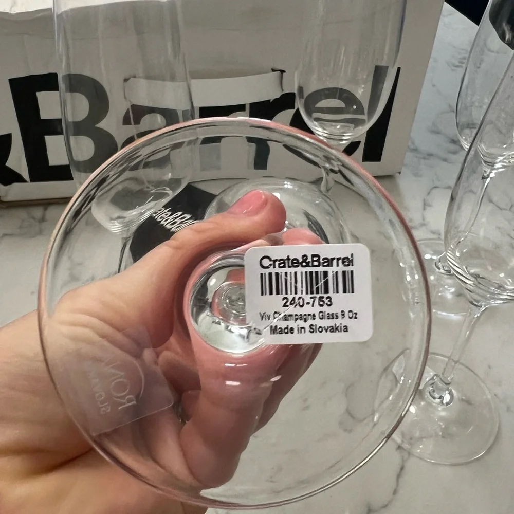 Set of 7 Crate n Barrel Champagne Flute Glasses